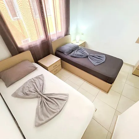 Lemon Haze 587 Apartmán Golem (Tirana)